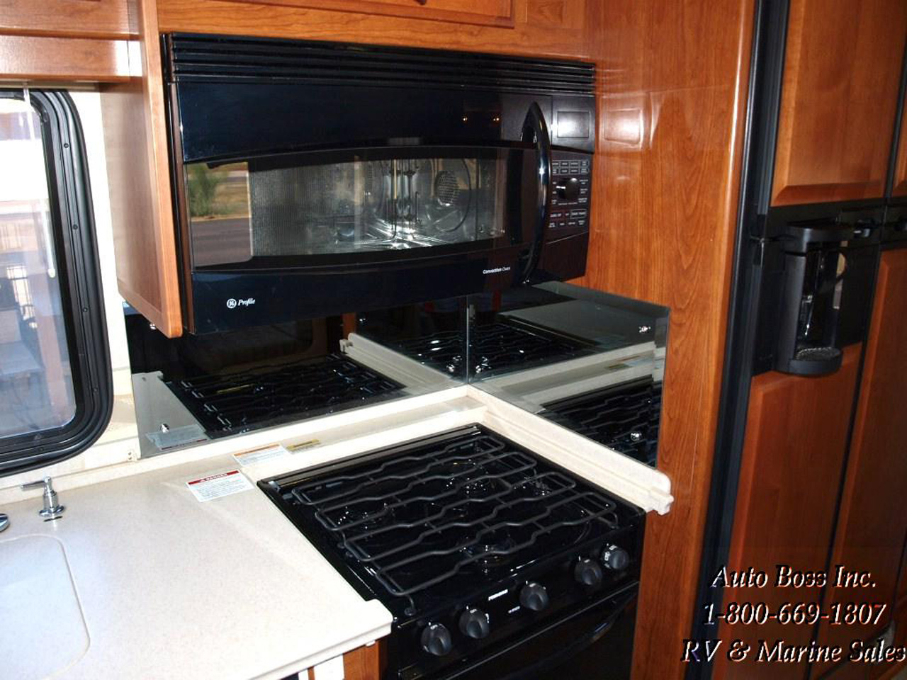 2010-06-26, 038, Galley