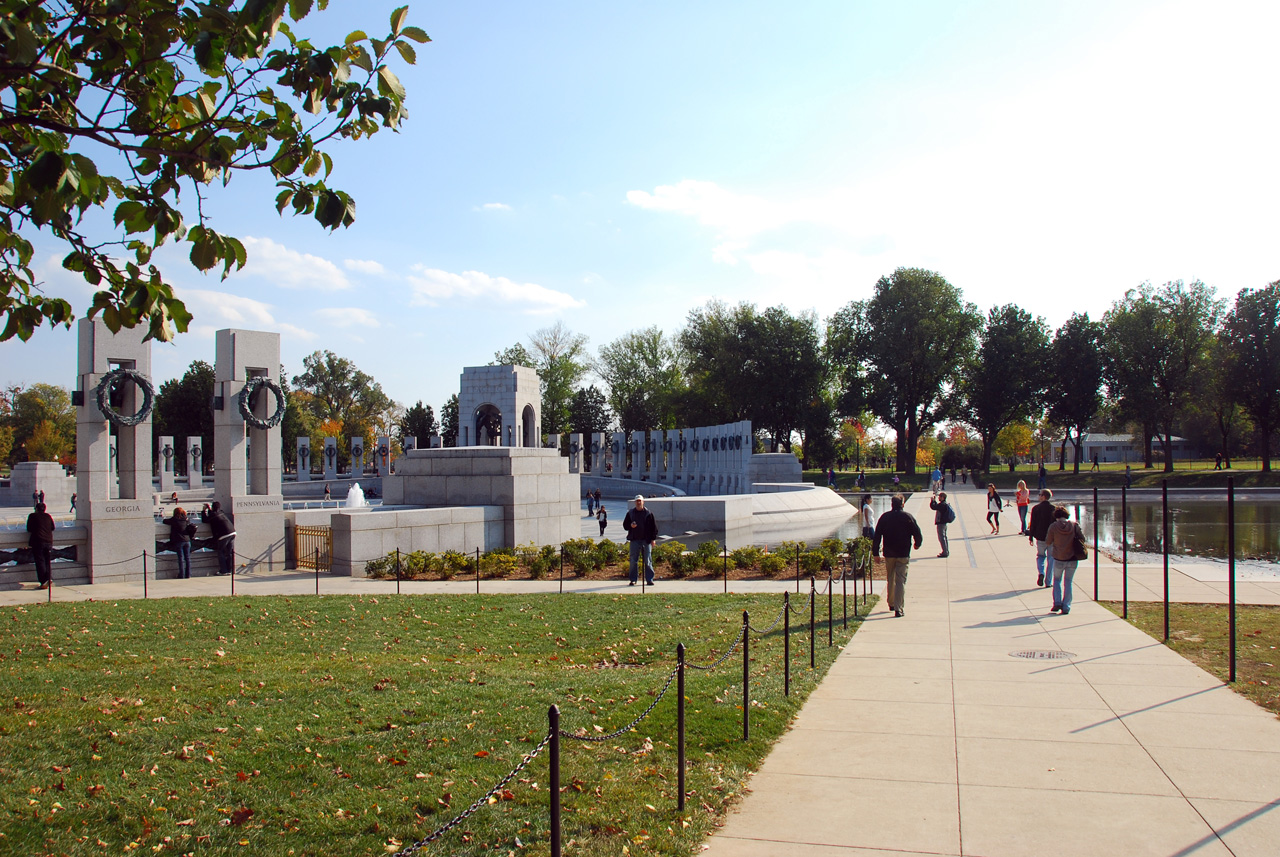 2010-10-31, 050, National WW II Merorial, Washington, DC