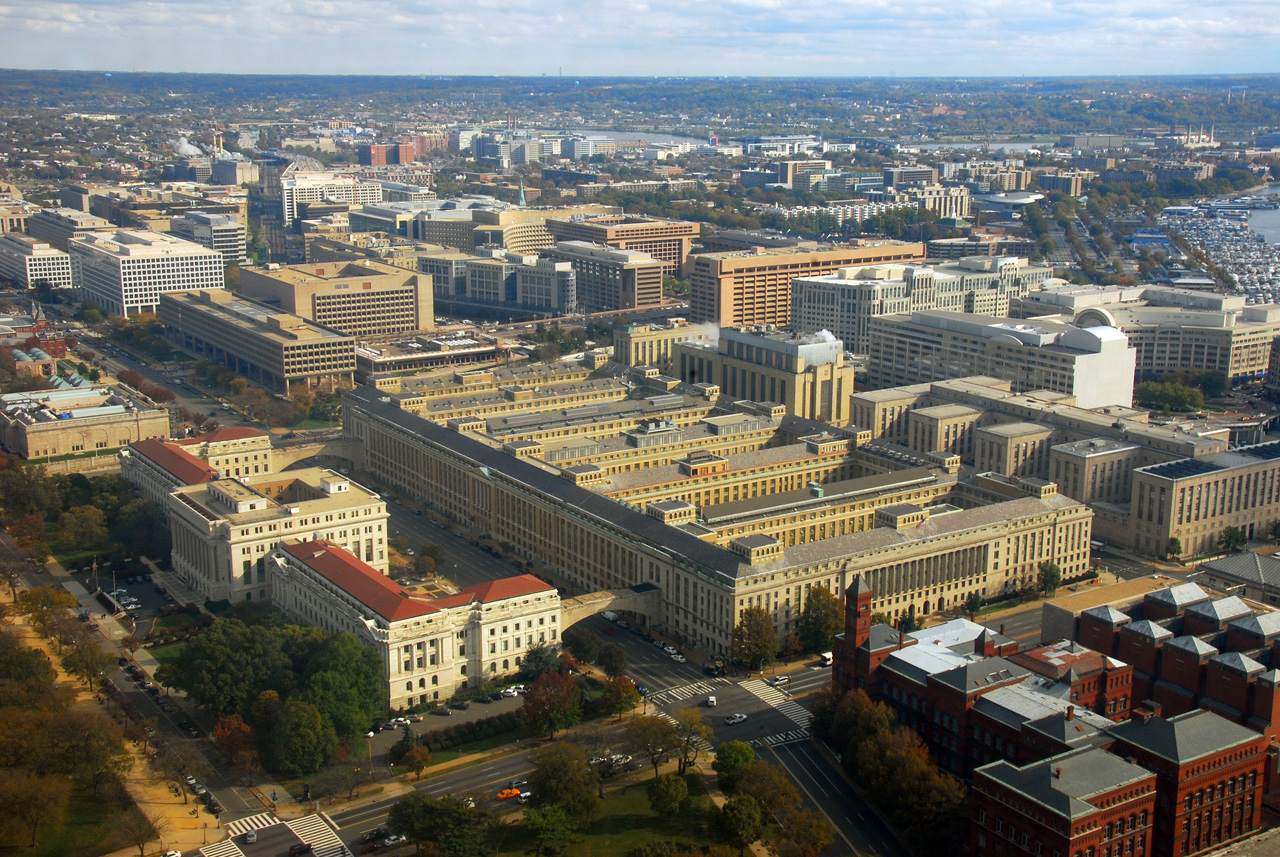 2010-11-03, 121, Washington Moument - South East, Washington, DC