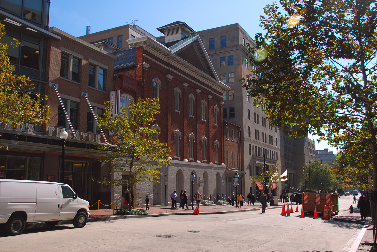 2010-11-09, 009, Fords Theater, Washington, DC