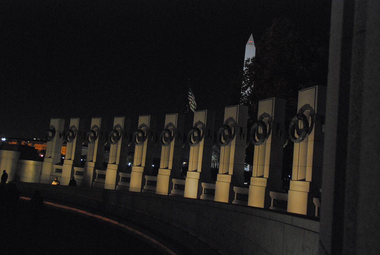 2010-11-12, 030, World War II Memorial, Washington, DC