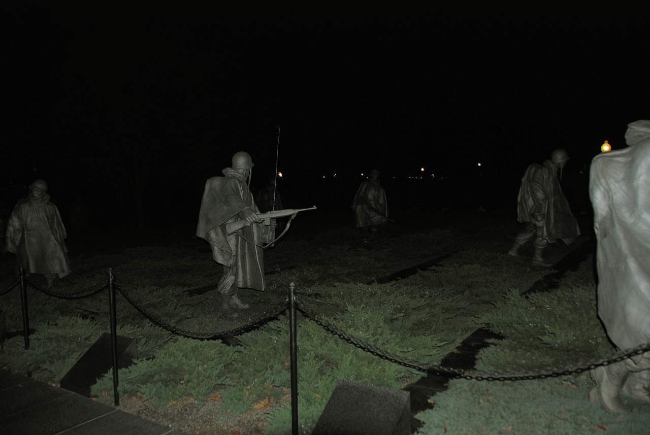 2010-11-12, 047, Korean Walls & Memorial, Washington, DC