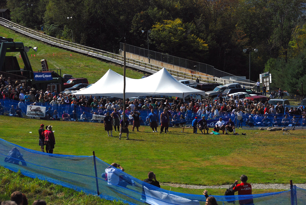 2011-09-17, 112, Pole Toss, The Highland Games