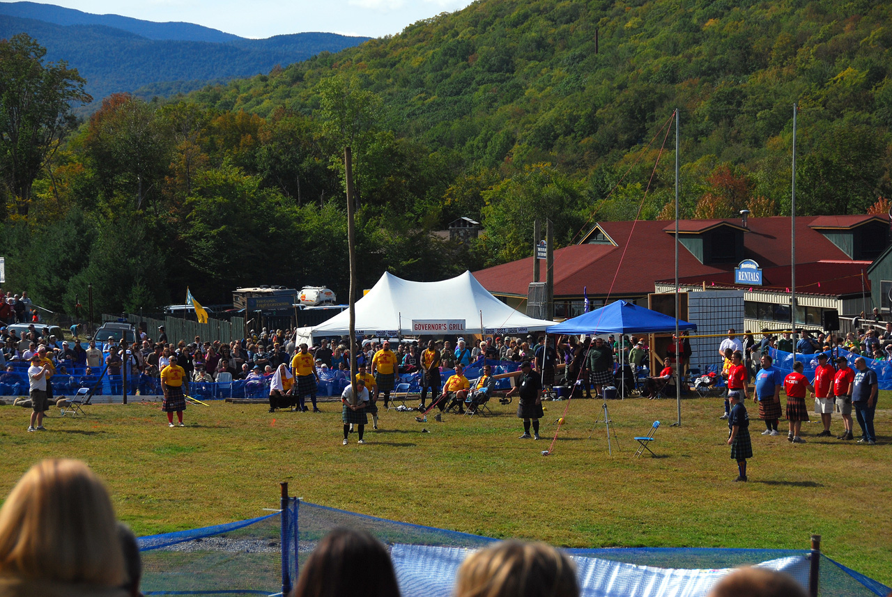 2011-09-17, 320, Pole Toss, The Highland Games