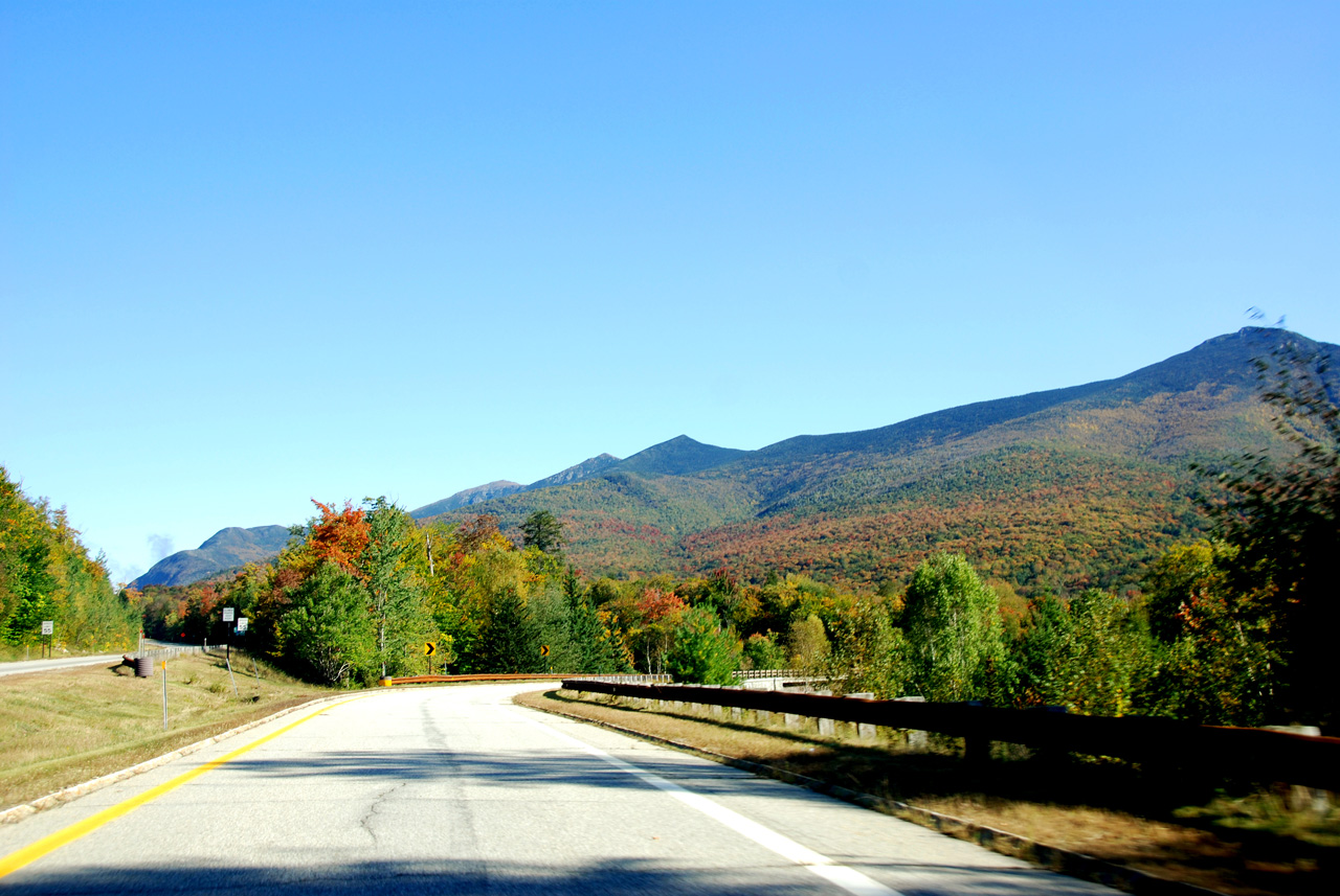 2011-09-25, 003, Along Rte 3, White Mts, NH