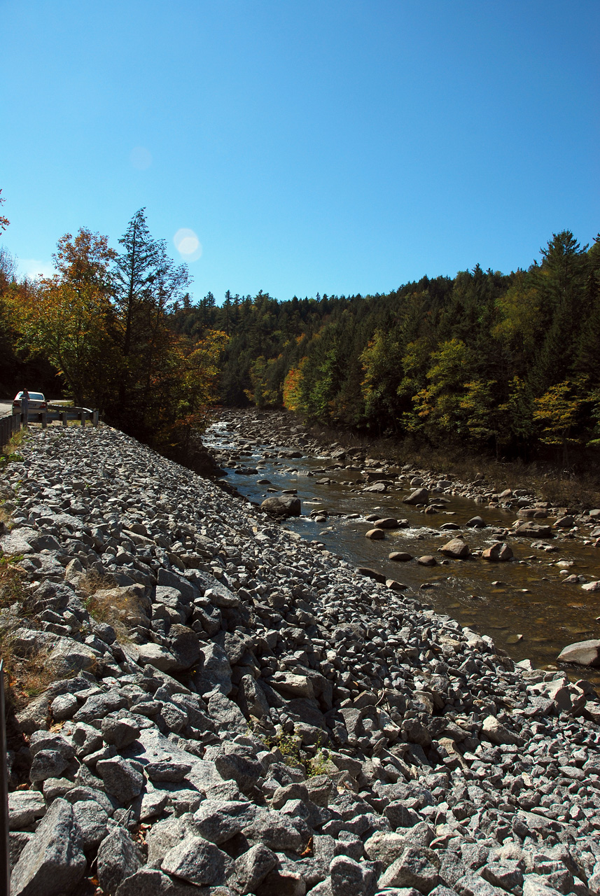 2011-09-27, 002, Along Rte 116, White Mts, ME