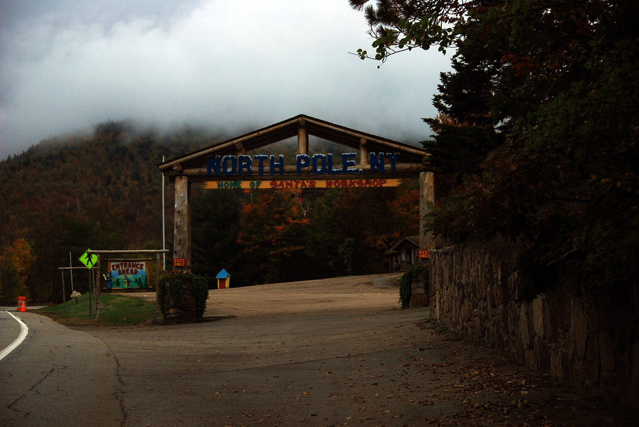 2011-10-03, 042, North Pole, The Adirondacks Park, NY