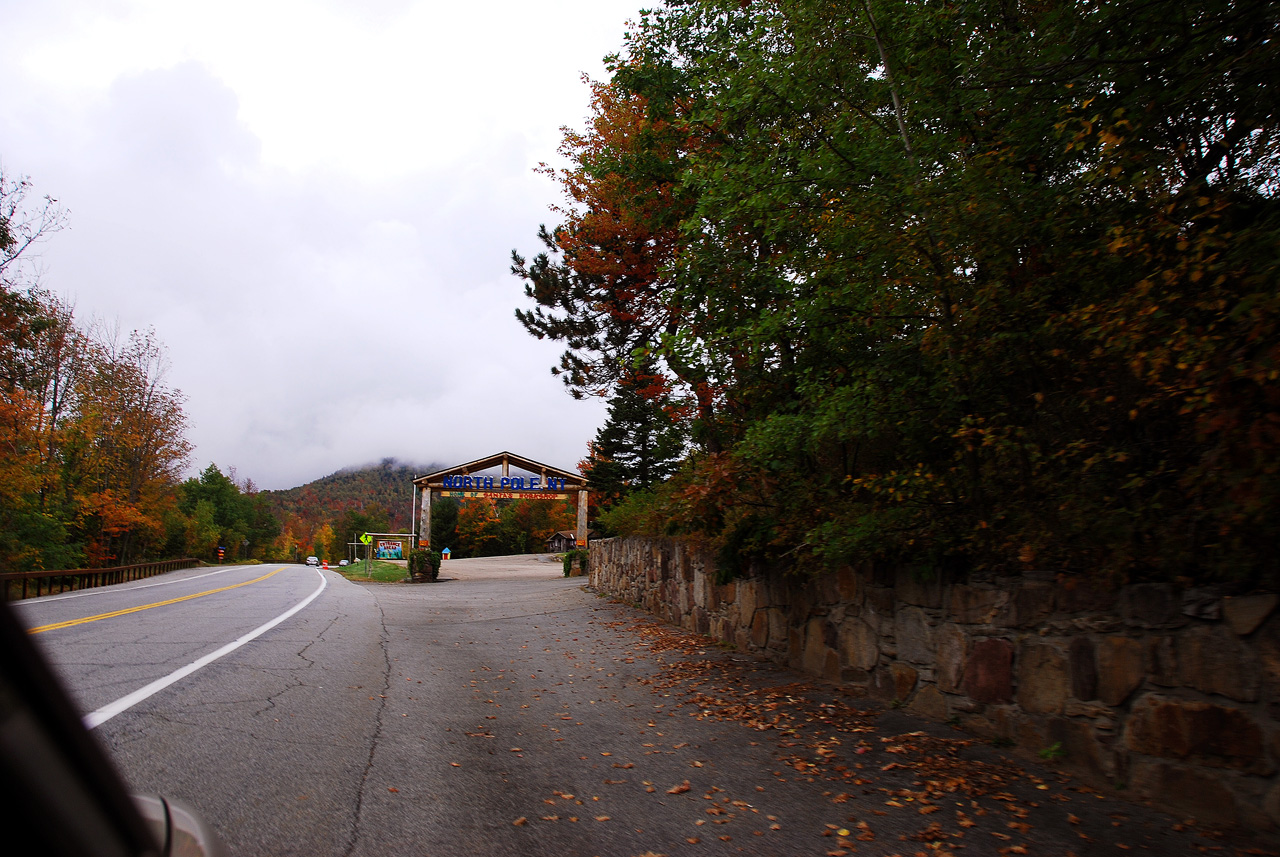 2011-10-03, 043, North Pole, The Adirondacks Park, NY