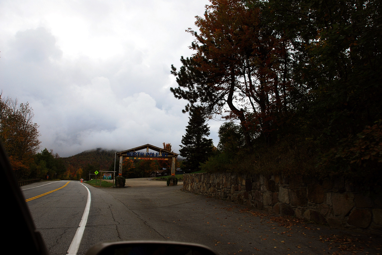 2011-10-03, 044, North Pole, The Adirondacks Park, NY