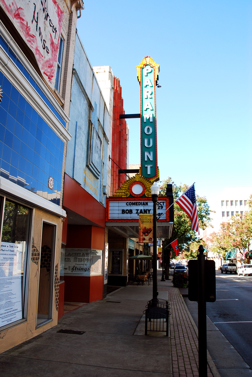 2011-10-24, 006, Paramount Center, Bristol, TN-VA