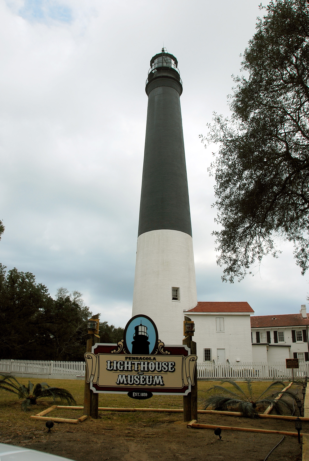 2012-01-20, 126, Museum, Pensacola, FL