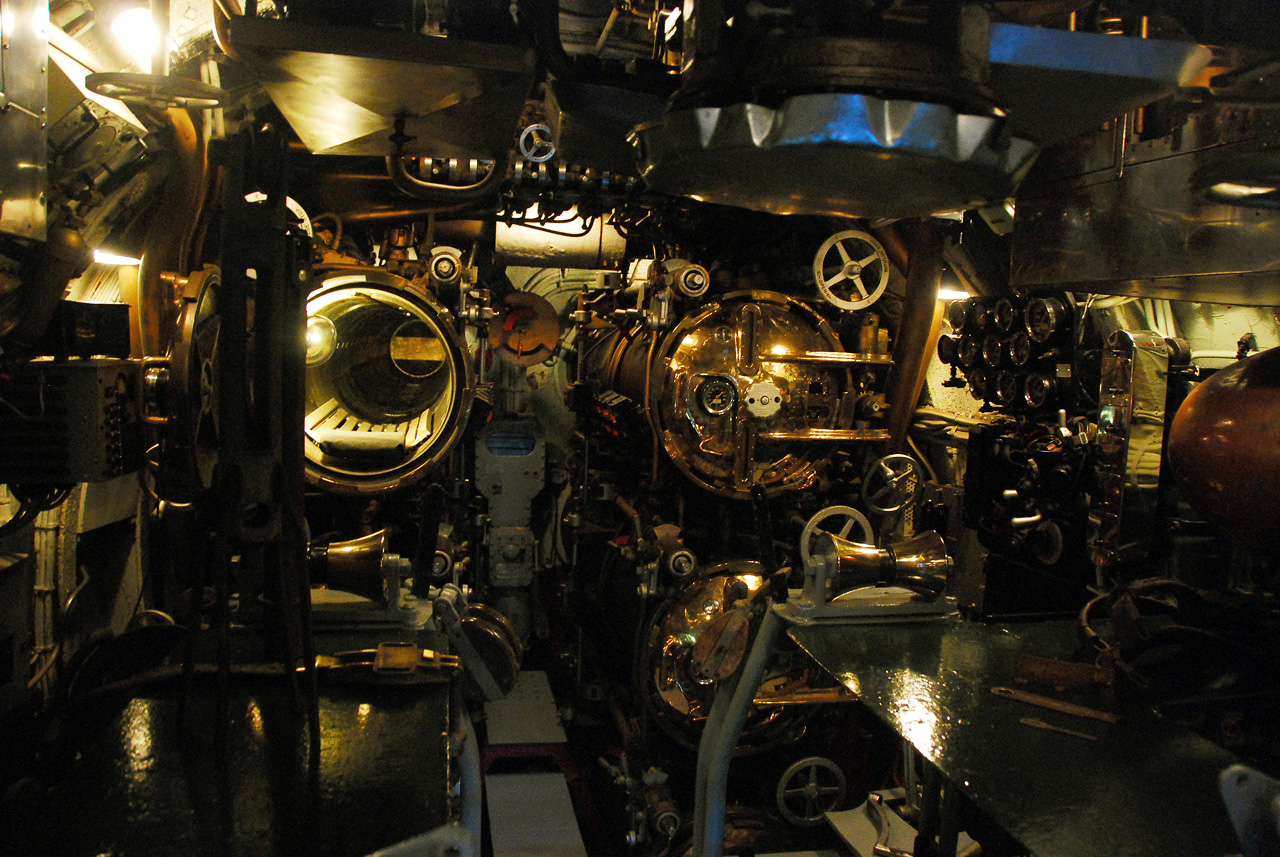 014, Forward Torpedo