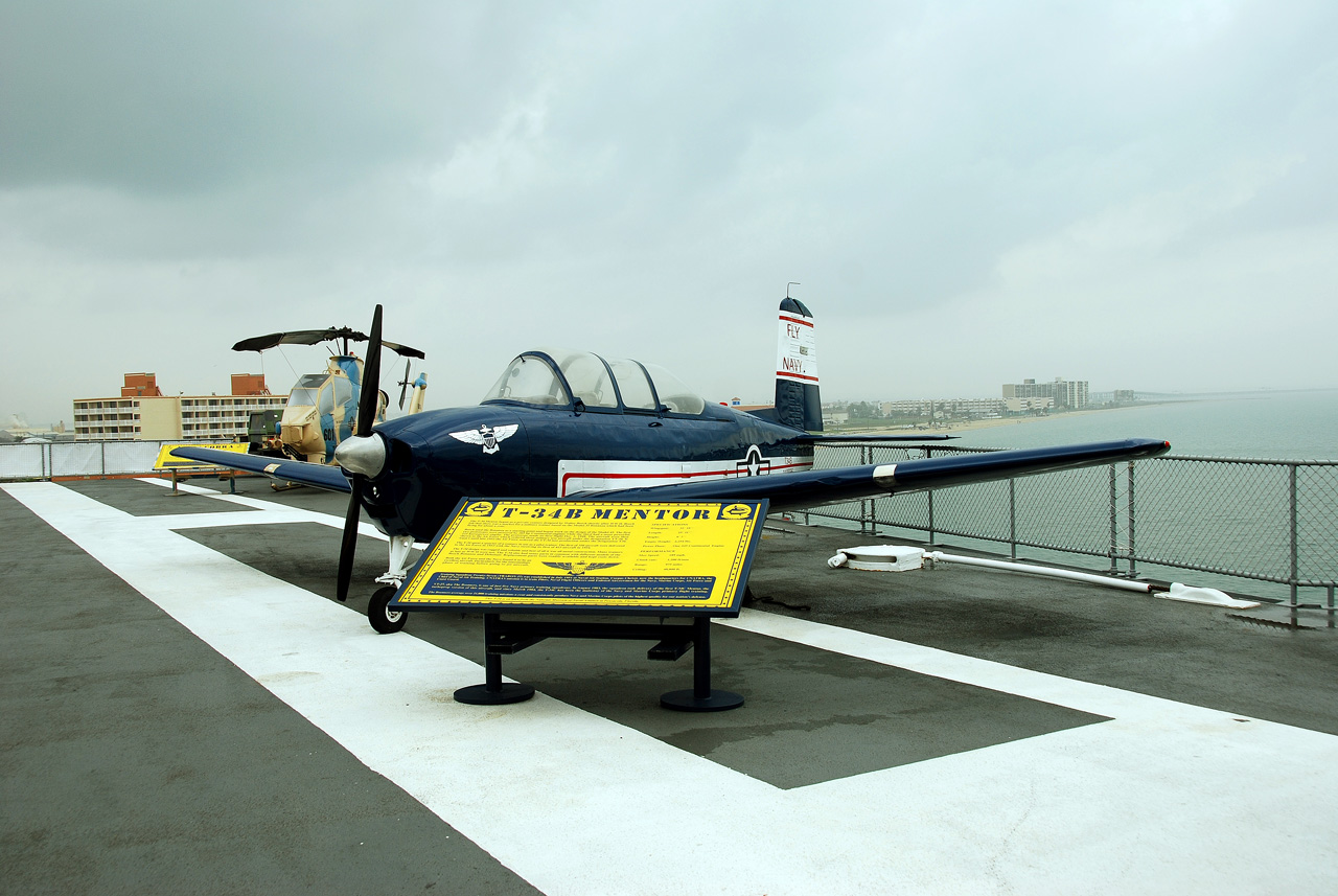 2012-02-15, 033, USS Lexington