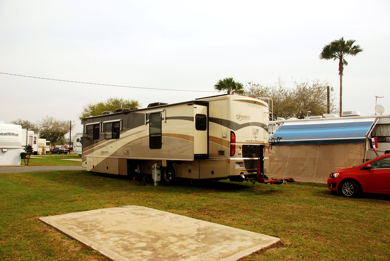 2012-02-17, 005, VIP La Feria RV Park