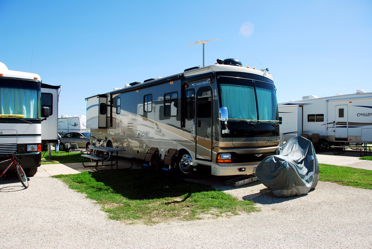 2012-03-02, 001, Braunig Lake RV Resort Mission