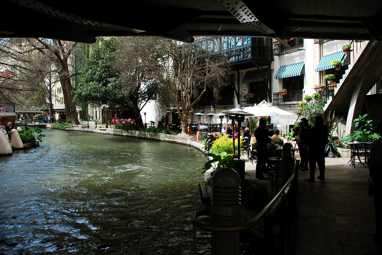 2012-03-06, 006, River Walk