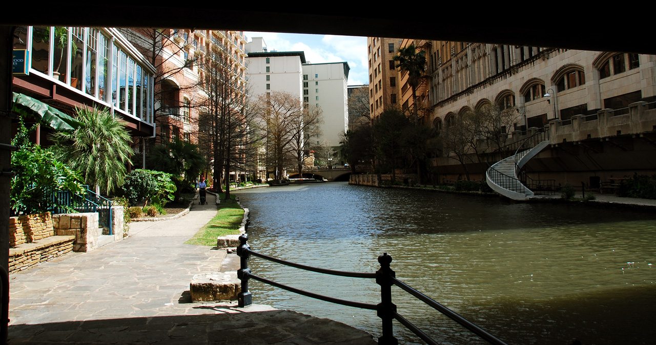 2012-03-06, 012, River Walk