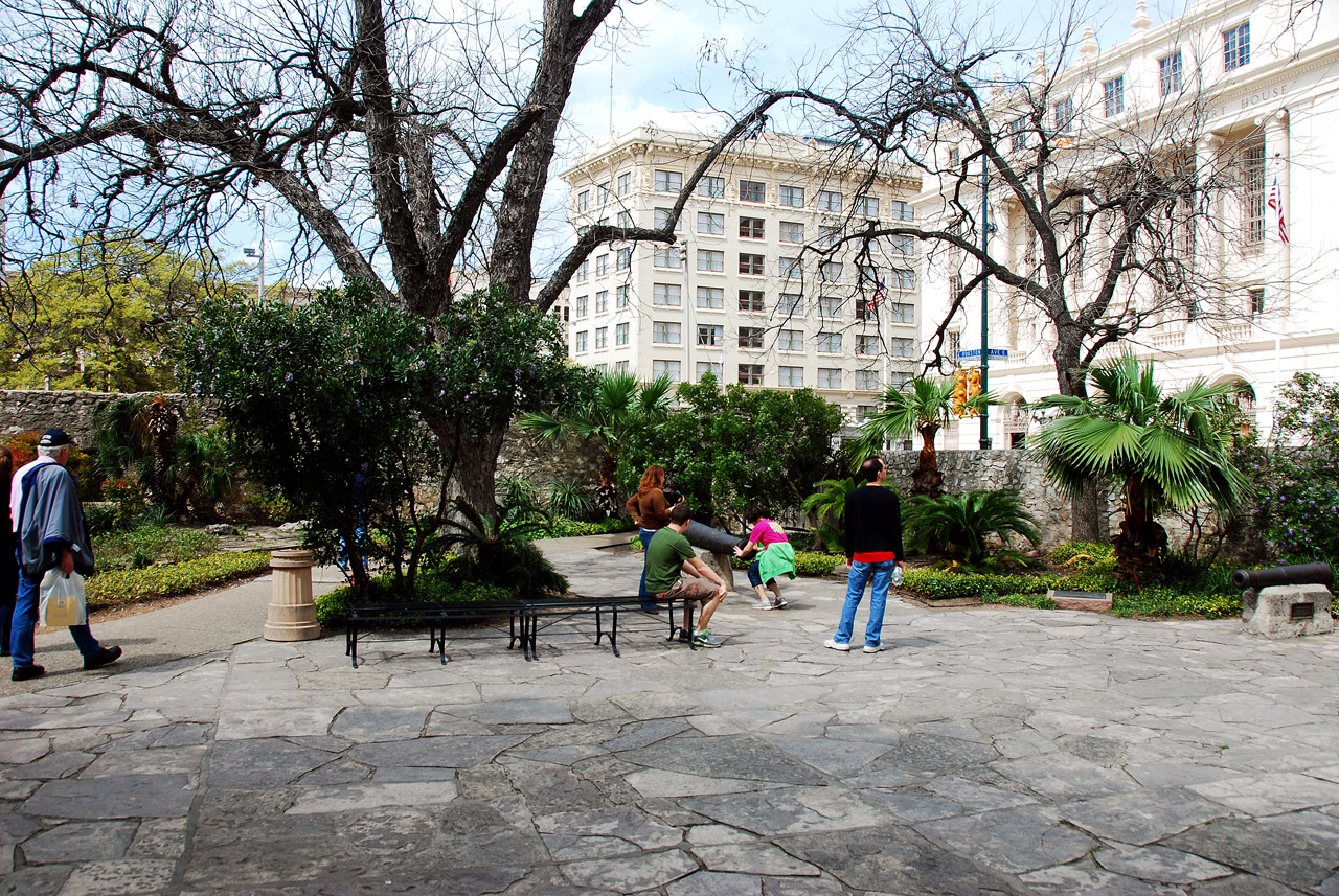 2012-03-06, 024, The Alamo