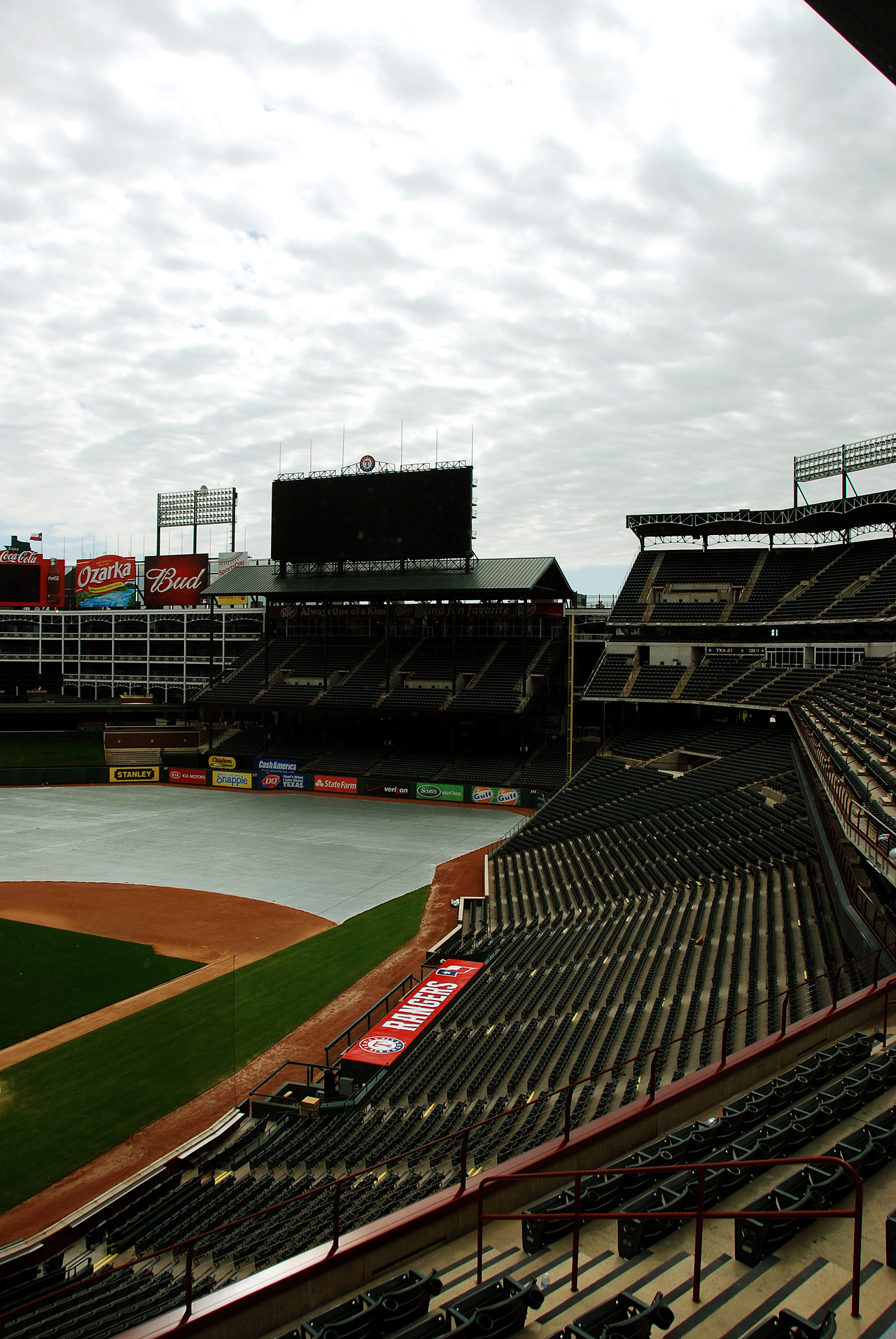 2012-03-21, 012, Texas Rangers Tour
