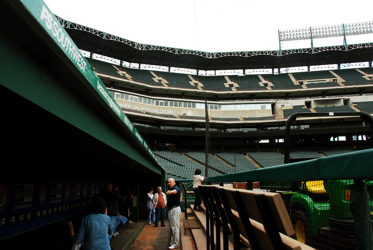 2012-03-21, 038, Texas Rangers Tour