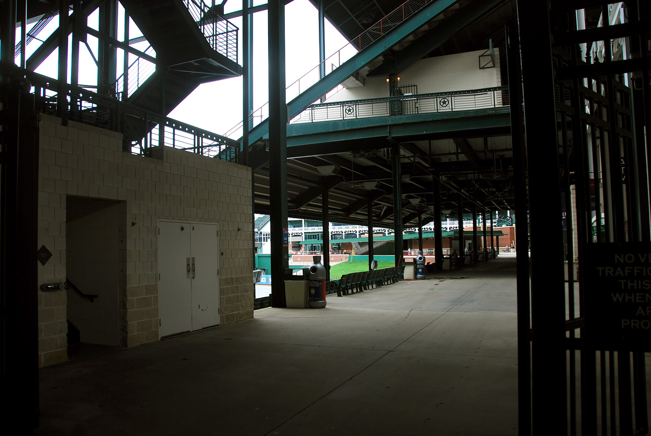 2012-03-21, 041, Texas Rangers Tour