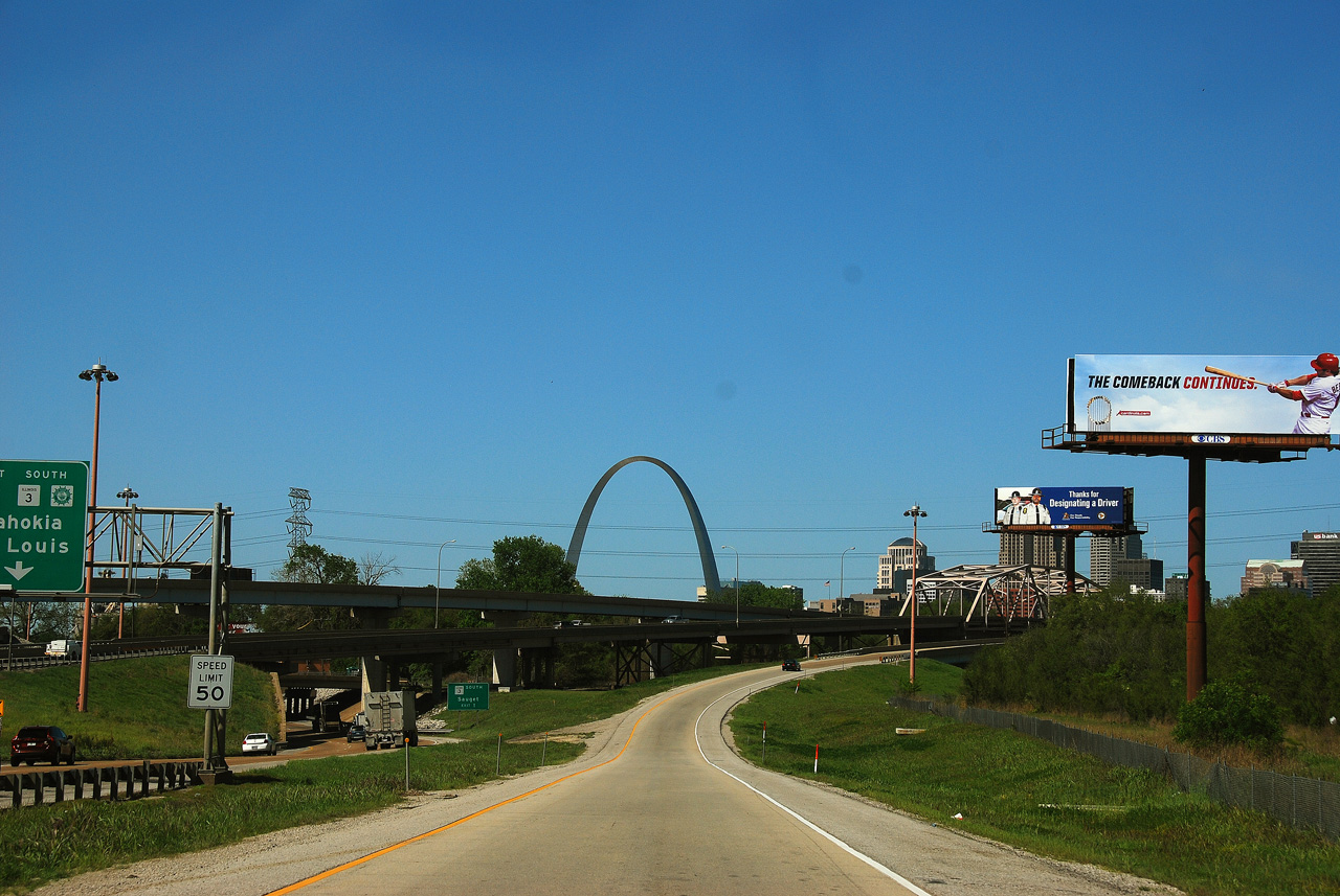 2012-04-09, 001, From Rt I-55, MO