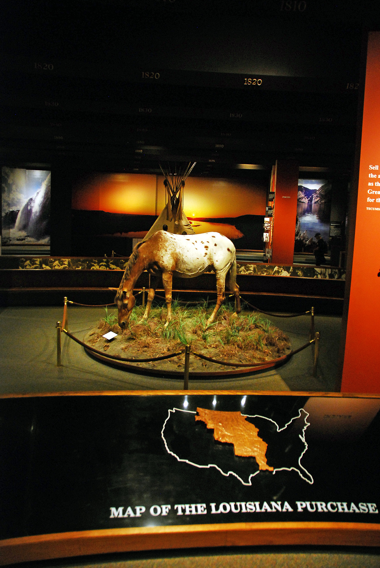 2012-04-09, 042, Museum in base, MO
