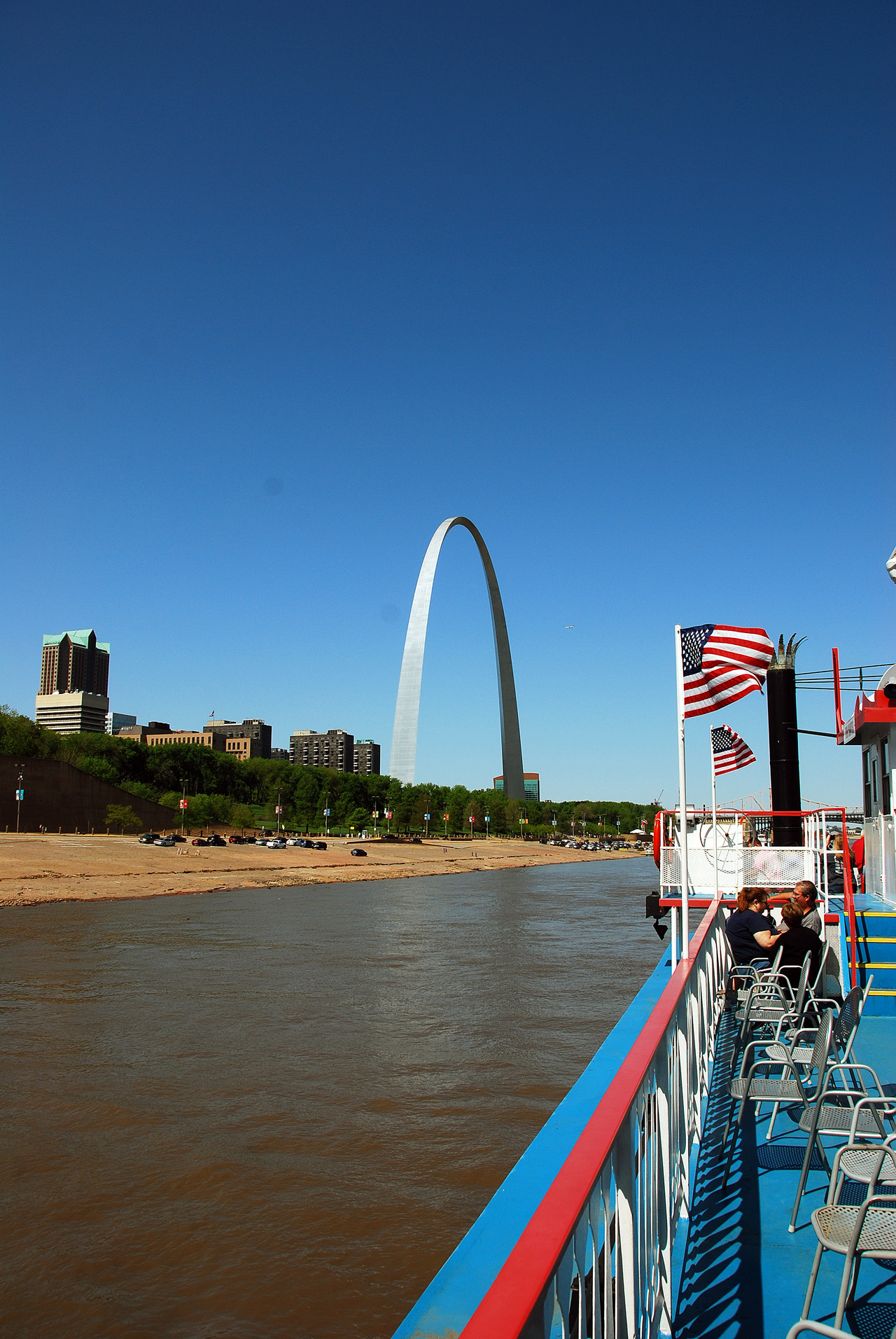 2012-04-09, 023, Along the Mississippi, MO