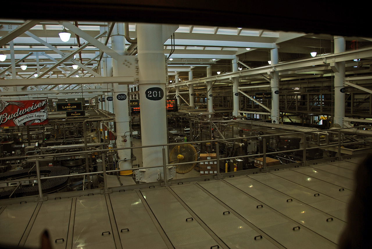 2012-04-11, 038, Budweiser Tour, St Louis, MO