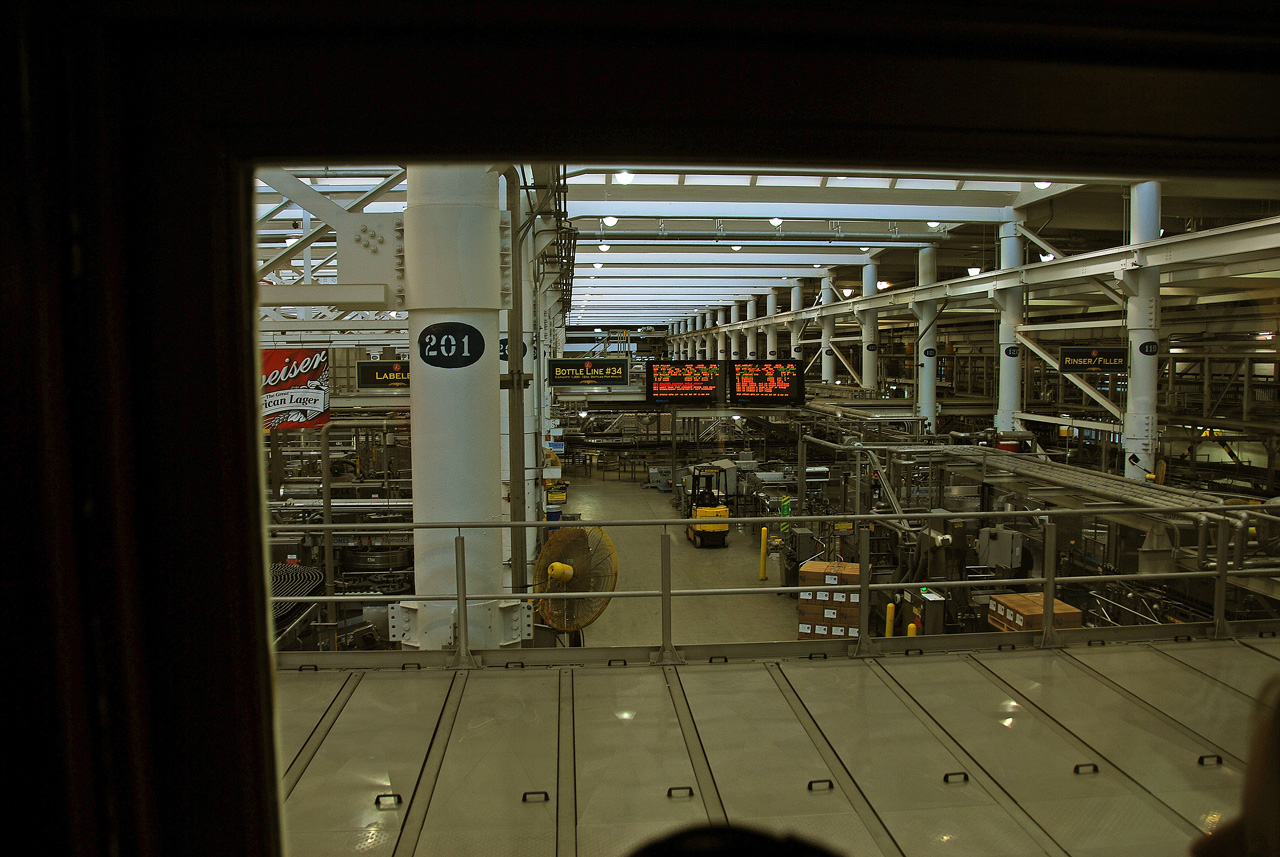2012-04-11, 039, Budweiser Tour, St Louis, MO