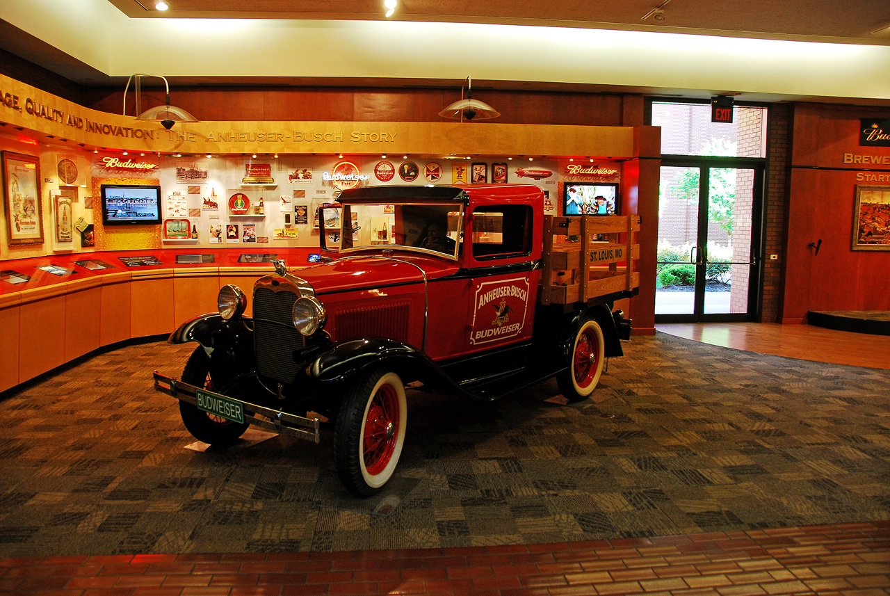 2012-04-11, 041, Budweiser Tour, St Louis, MO