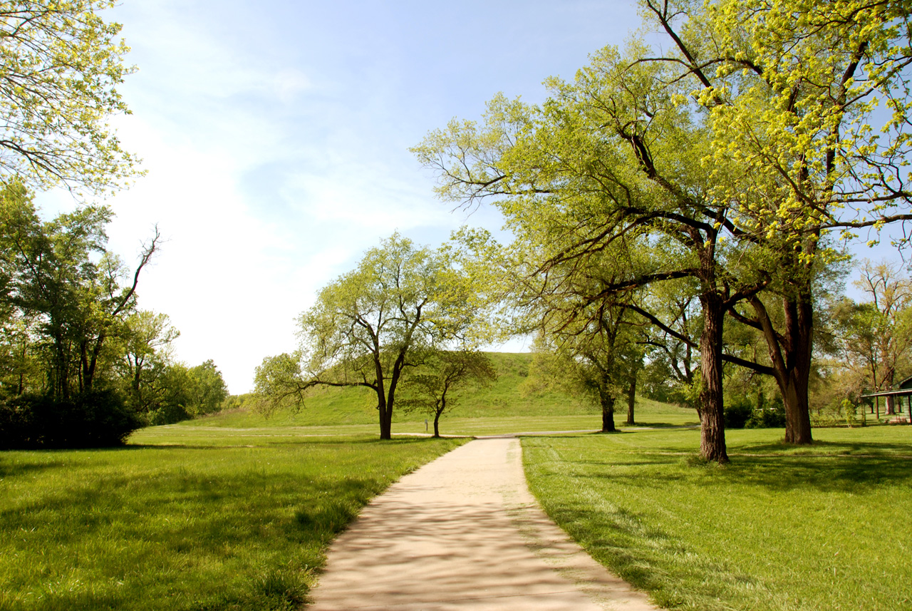 2012-04-12, 018, Twin Mounds