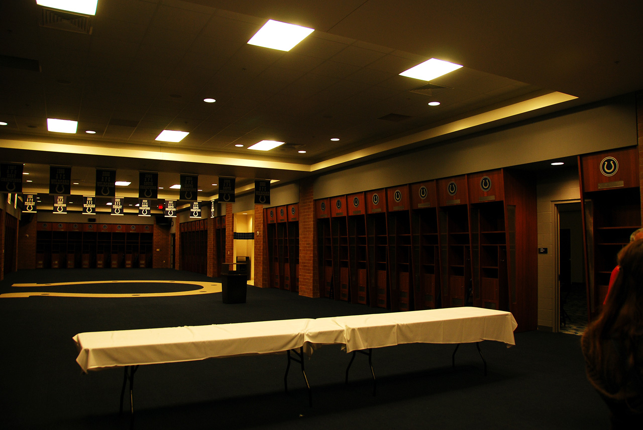 2012-04-17, 019, Colts Lockers
