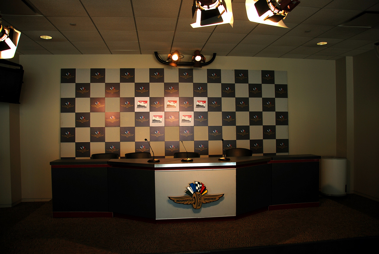 2012-04-18, 021, Media Center