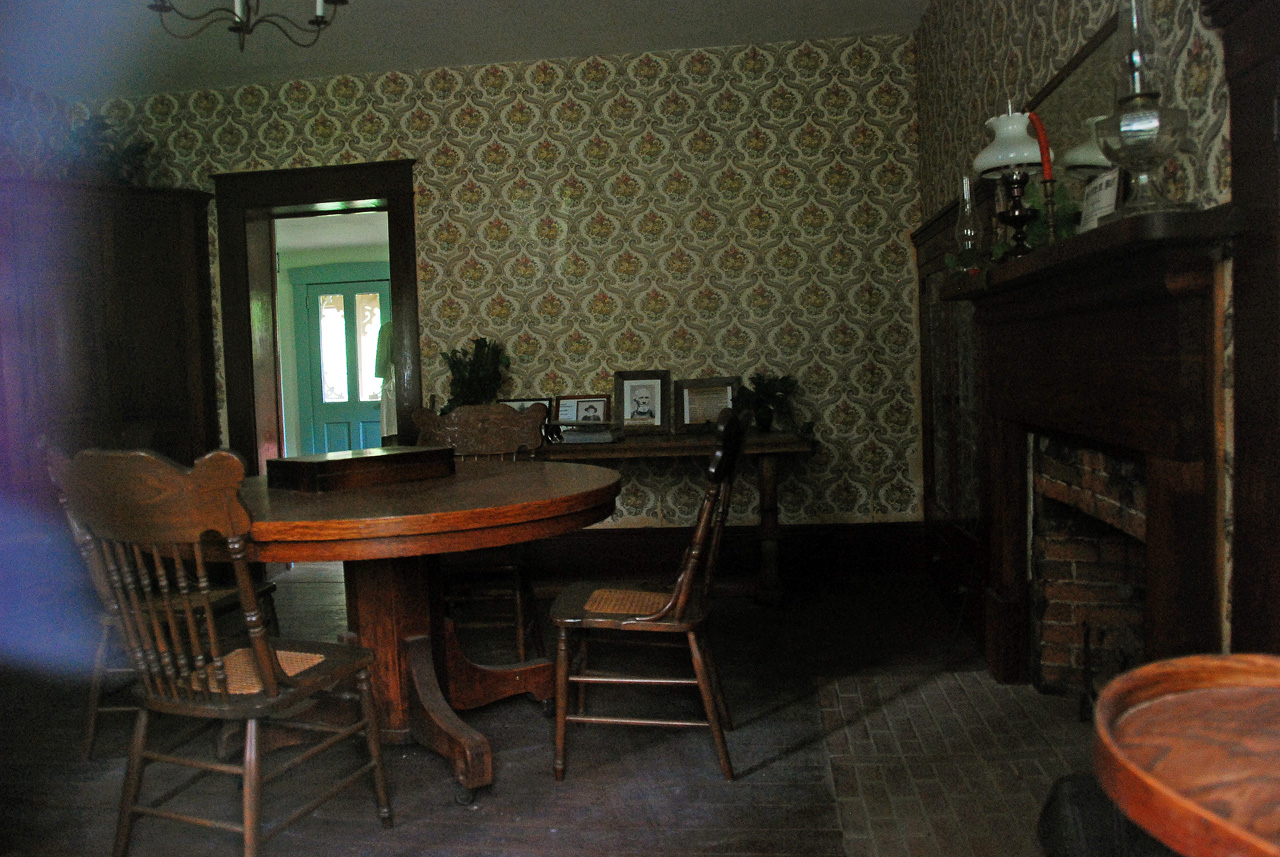 2012-04-16, 034, The Bronnenberg House