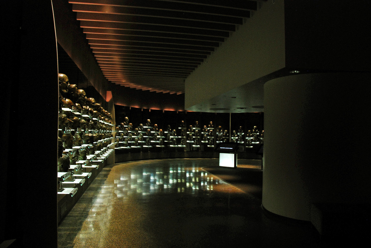 2012-04-23, 013, Hall of Fame