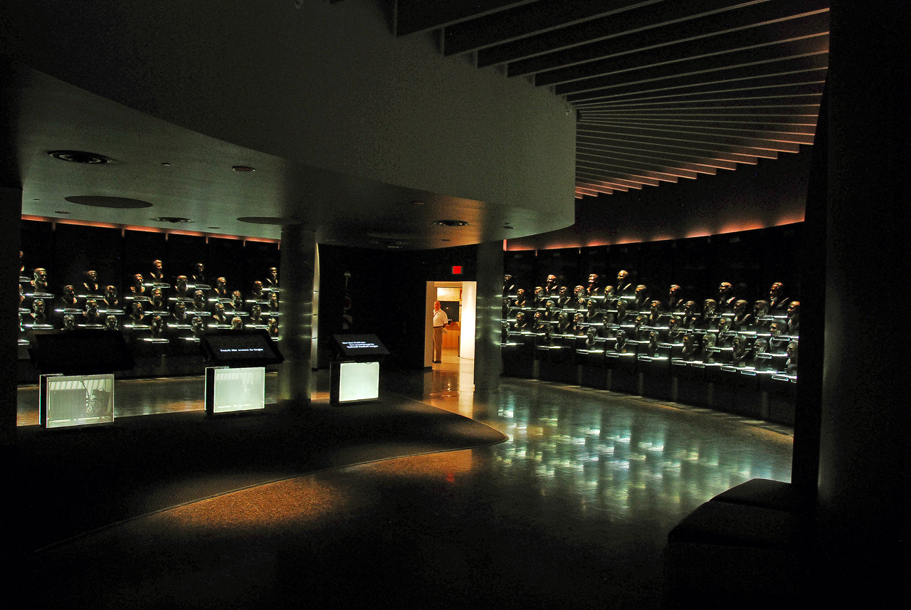 2012-04-23, 014, Hall of Fame