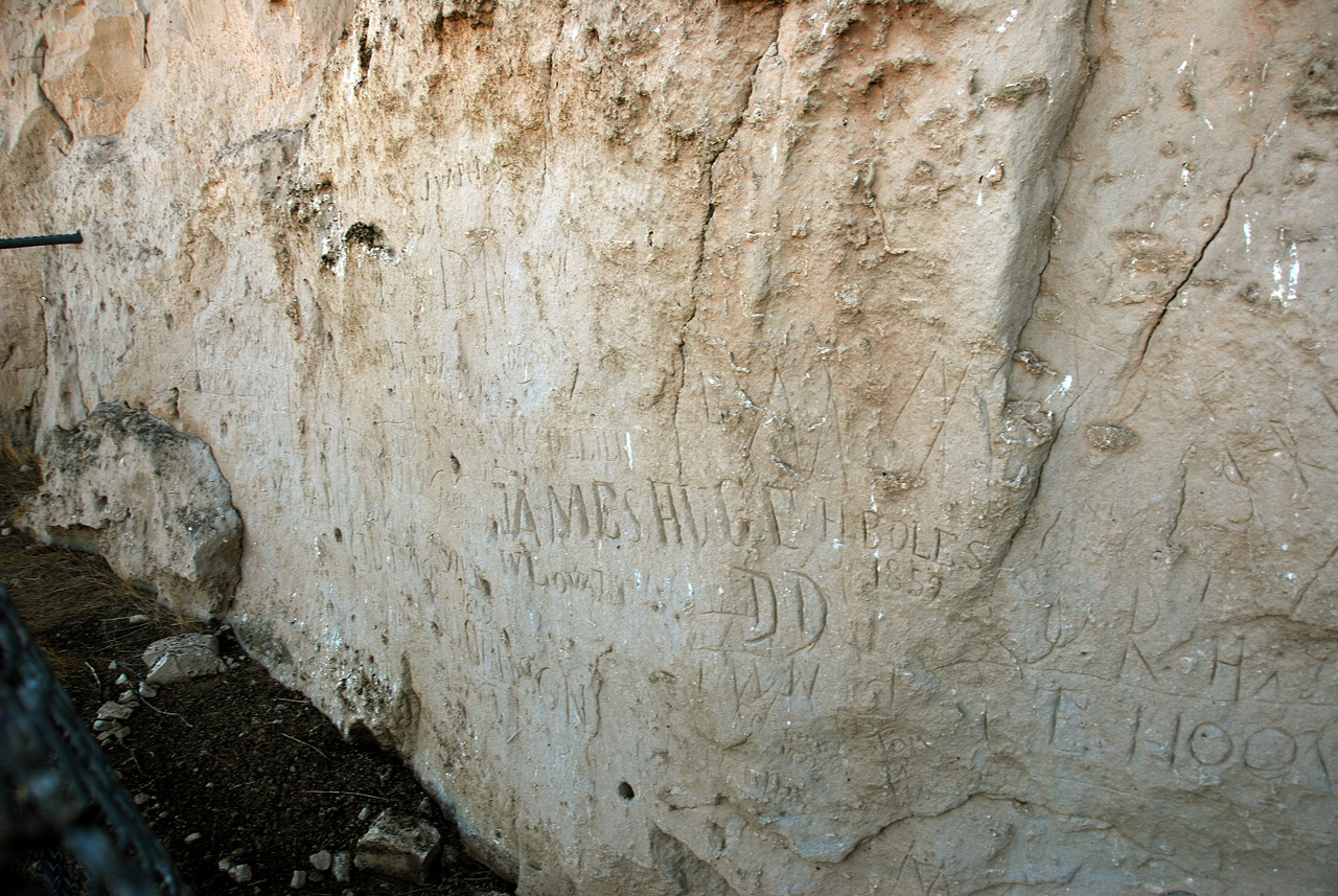 2012-09-14, 017, Register Cliff, WY