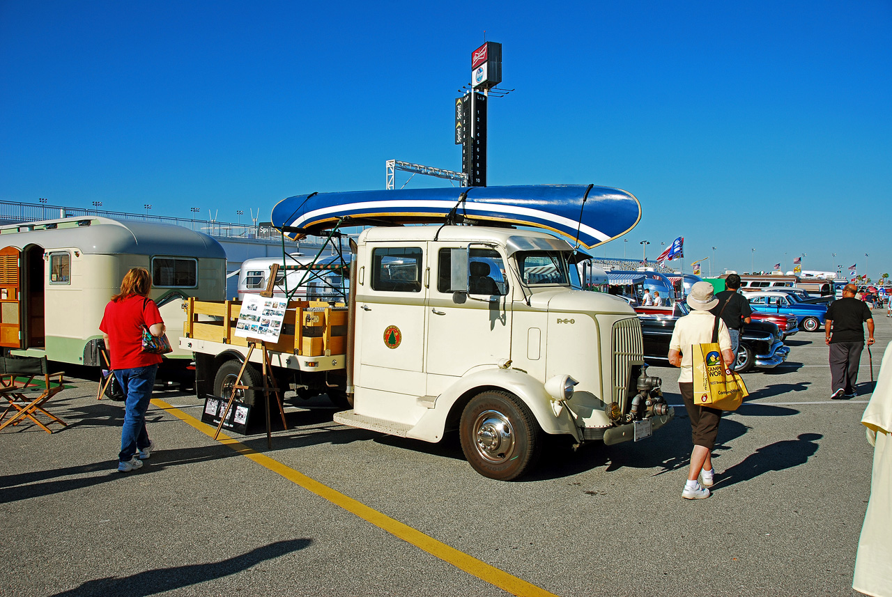 2012-11-02, 012, Vintage Village at Rally