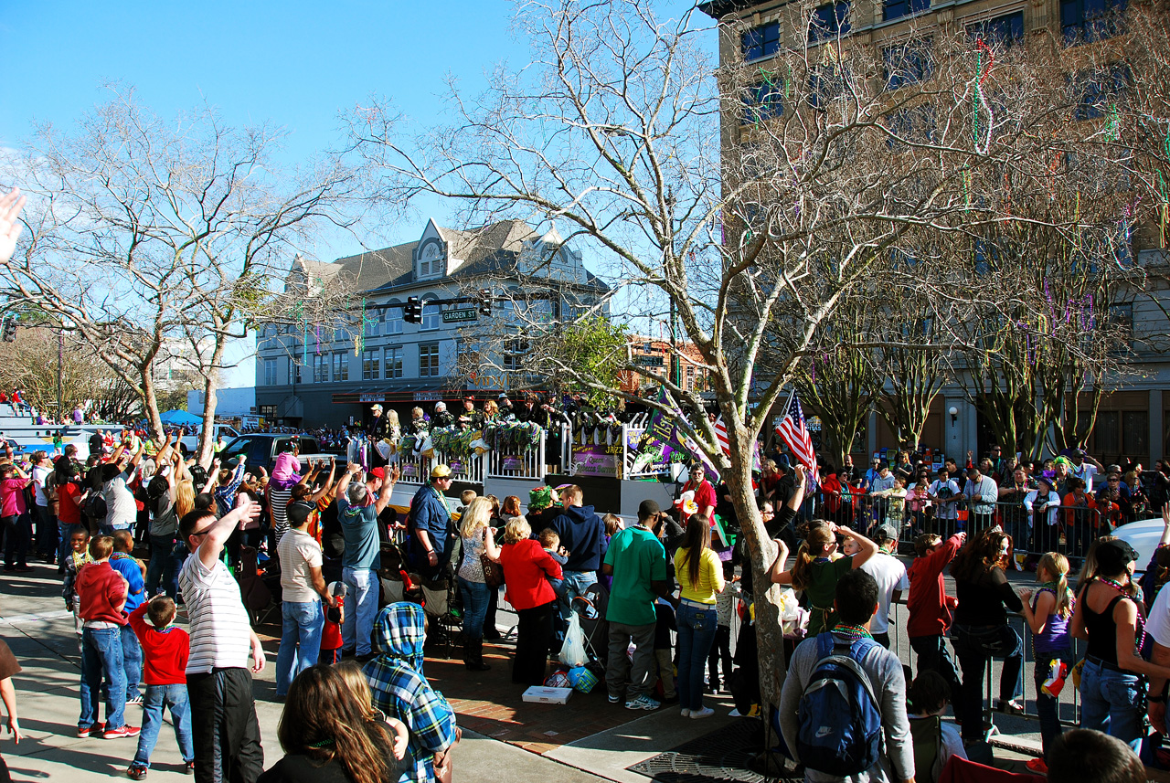 2013-02-09, 080, Mardi-Gras, Pensacola, FL