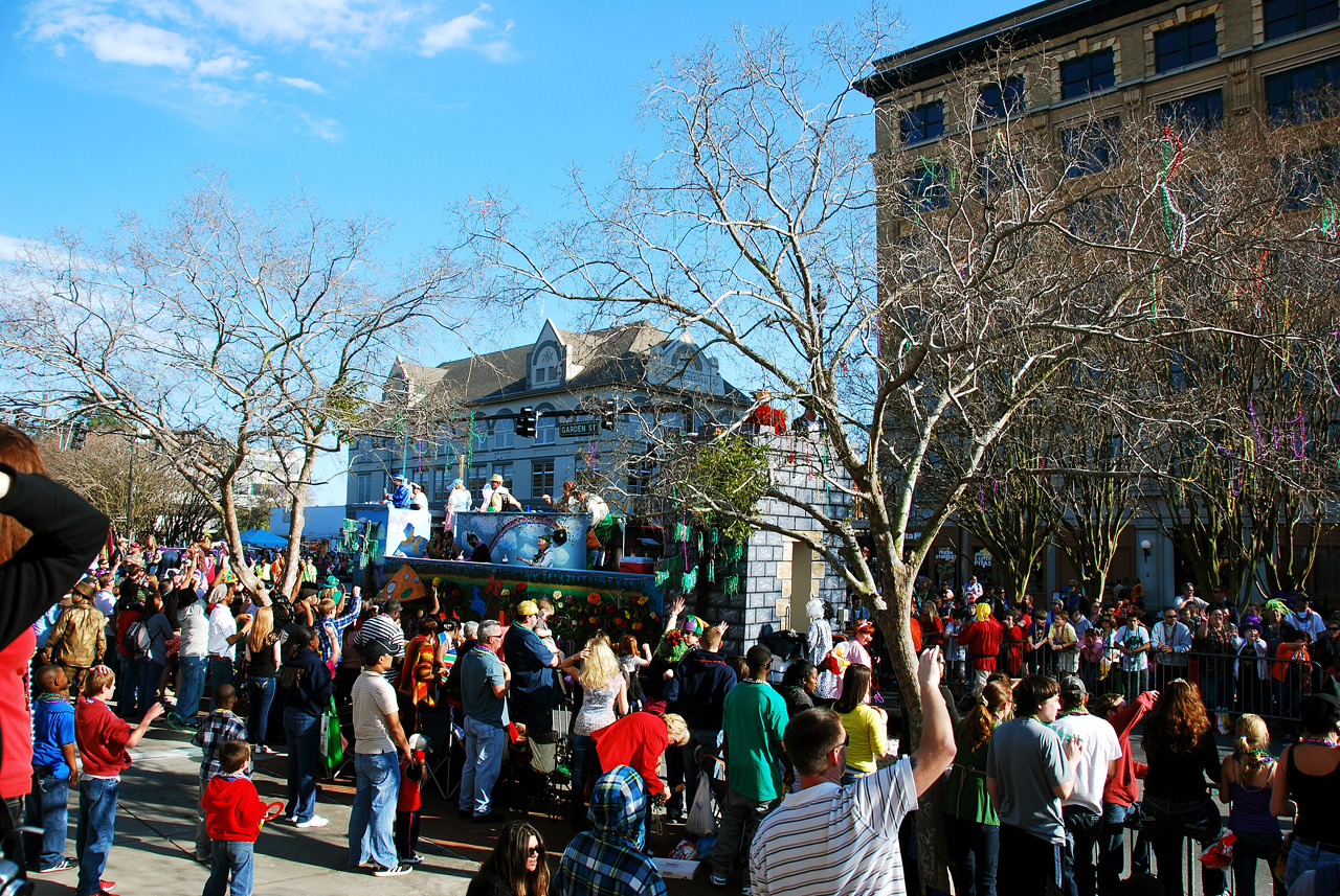 2013-02-09, 085, Mardi-Gras, Pensacola, FL