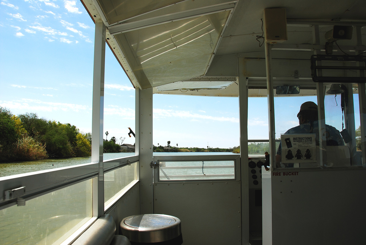 2013-04-04, 005, Rio Grande Riverboat trip, Riverboat