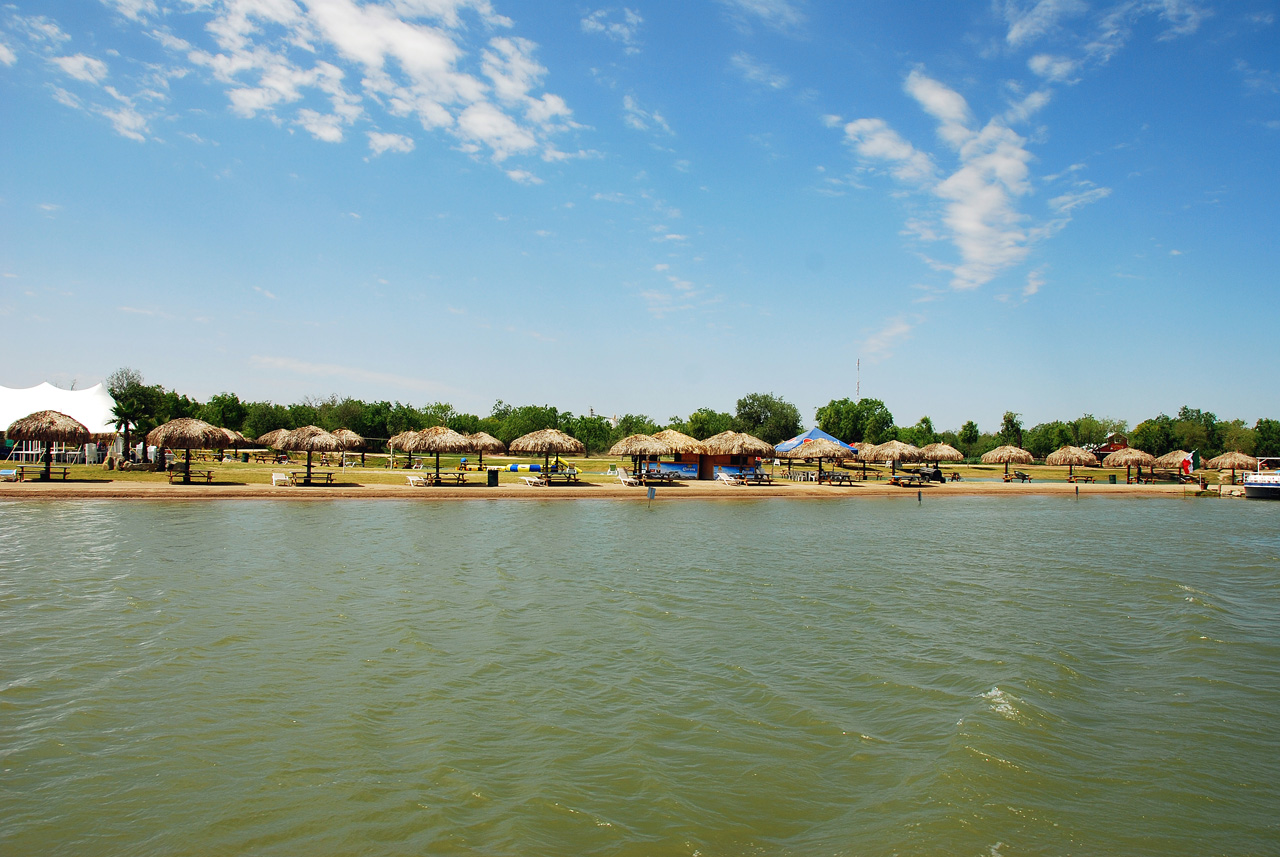 2013-04-04, 022, Rio Grande Riverboat trip, Resort, MX