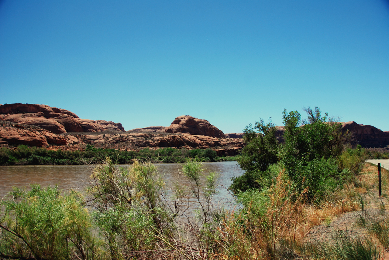 2013-06-08, 012, Along Rt 279 in UT