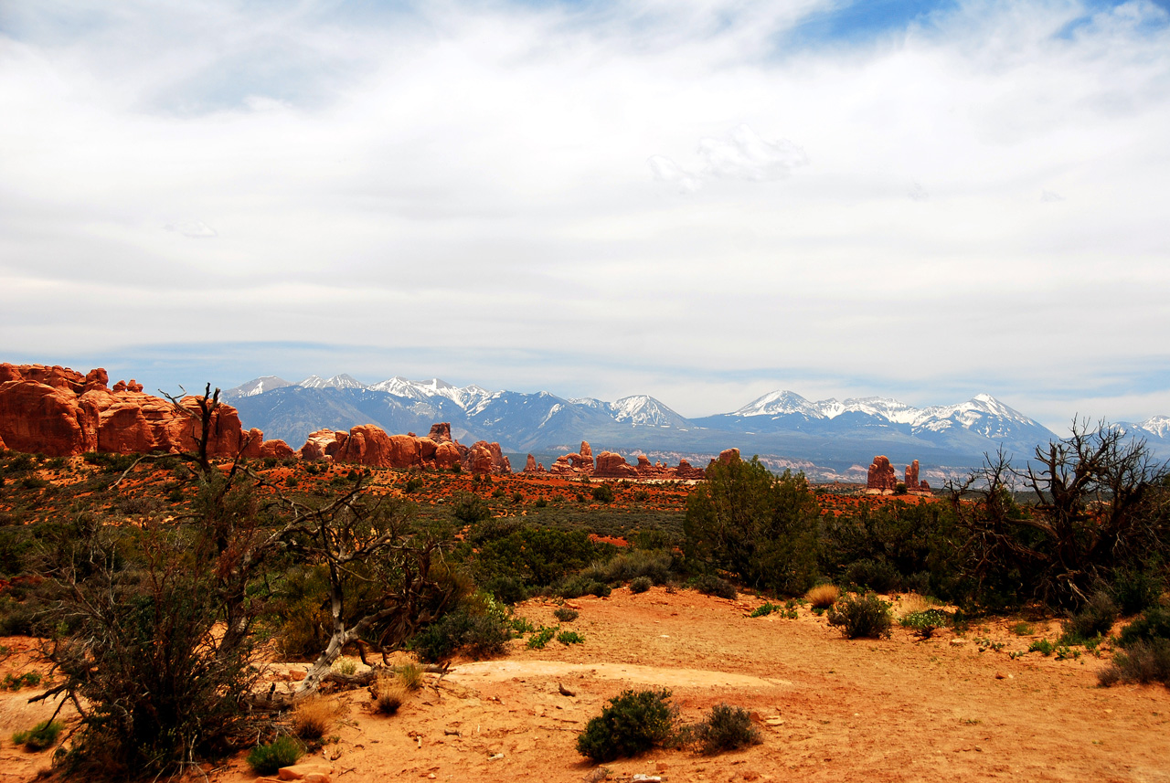 2013-05-18, 051, Balanced Rock, Arches NP, UT
