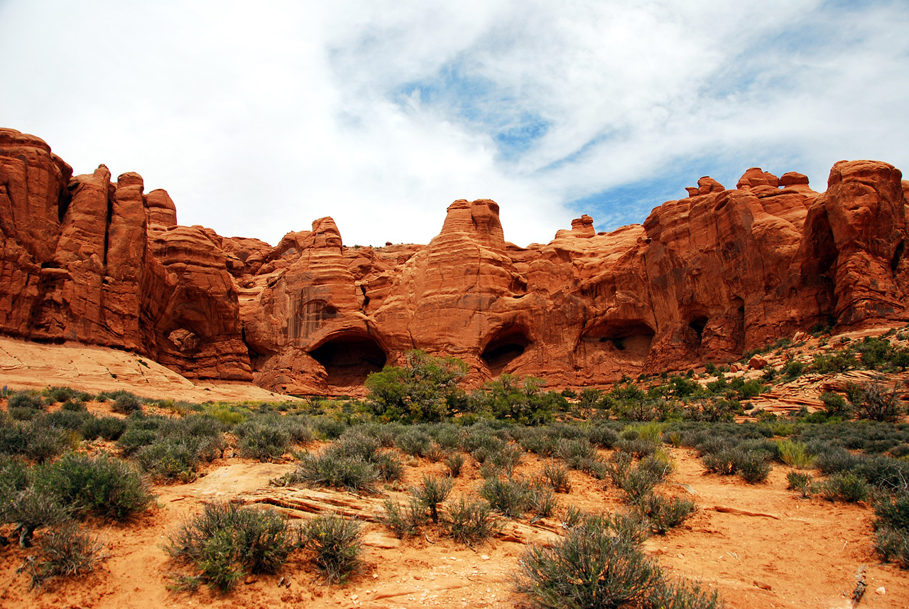 2013-05-18, 072, Cove Caves, Arches NP, UT