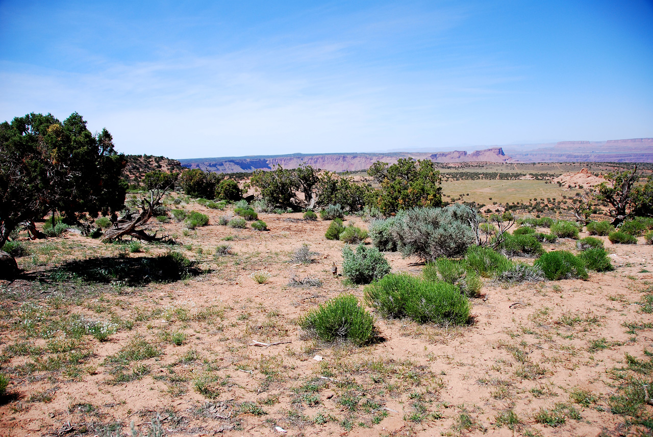 2013-05-24, 044, Viewing Area, Canyon Rims NF, UT