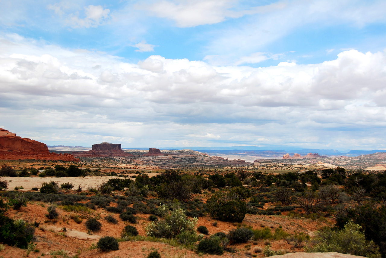 2013-05-21, 013, Plateau Viewpoint, Canyonlands, UT