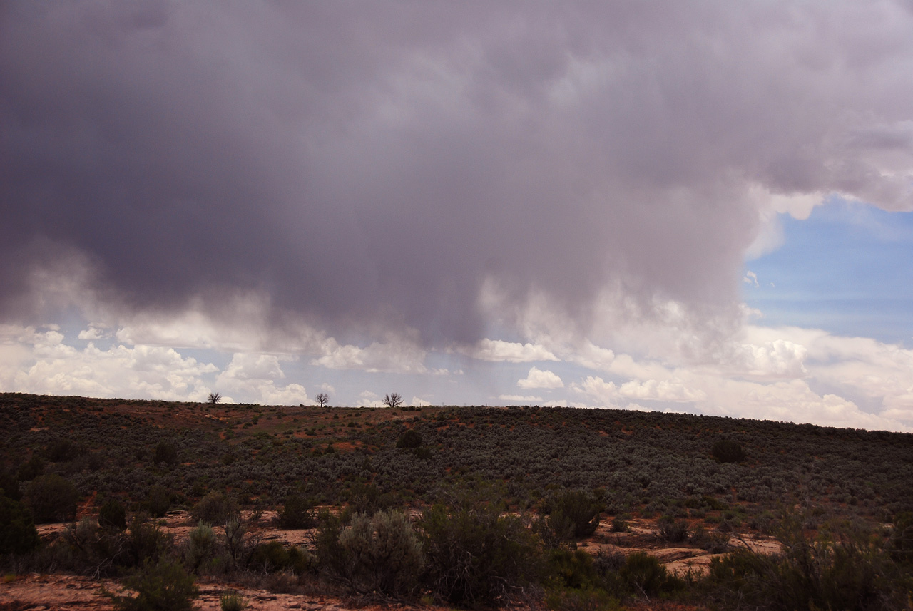2013-06-03, 030, Rain above, Hovenweep NM, UT