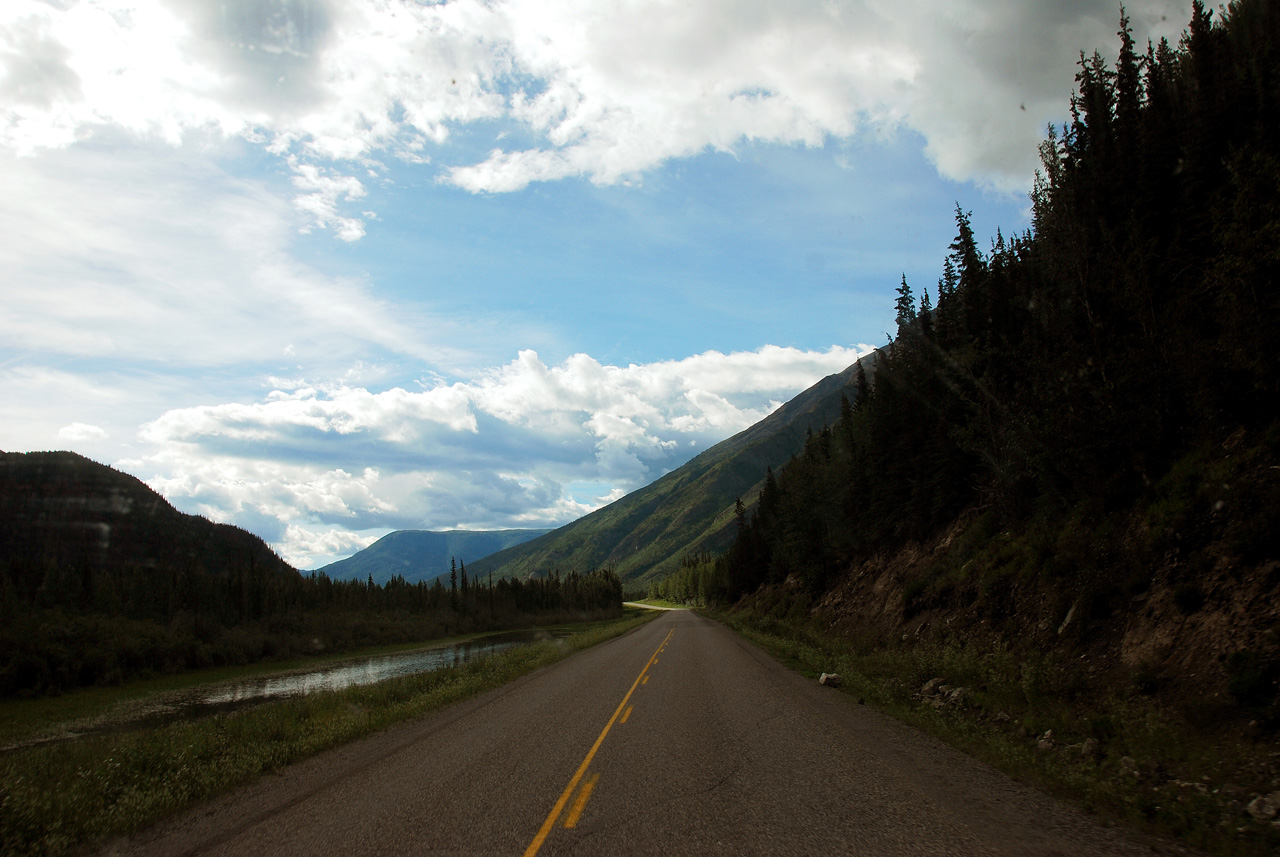 2013-07-28, 078, Alaskan Hwy Mile 0 - 496 BC, CA